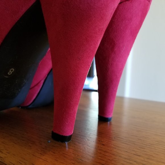 Diba Red Platform Ankle Boot * Never Worn * - Picture 13 of 13